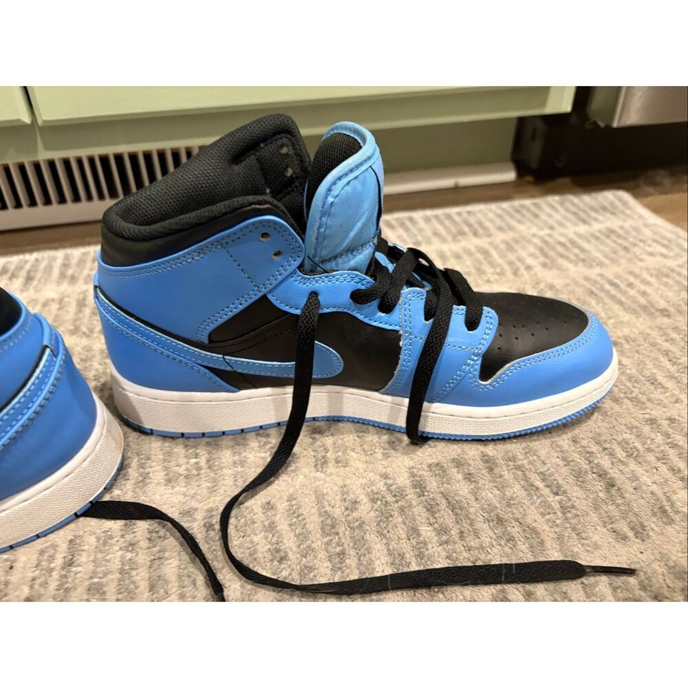 Nike Air Jordan 1 Mid GS Basketball Shoes Blue Black Youth Big Kids Size 7Y - Picture 9 of 10